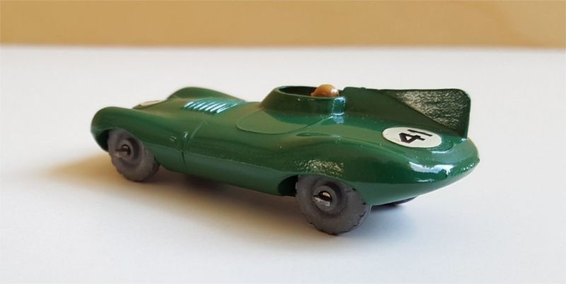 Illustration for article titled LaLeMans - Lesney Matchbox Jaguar D-TypesÂ